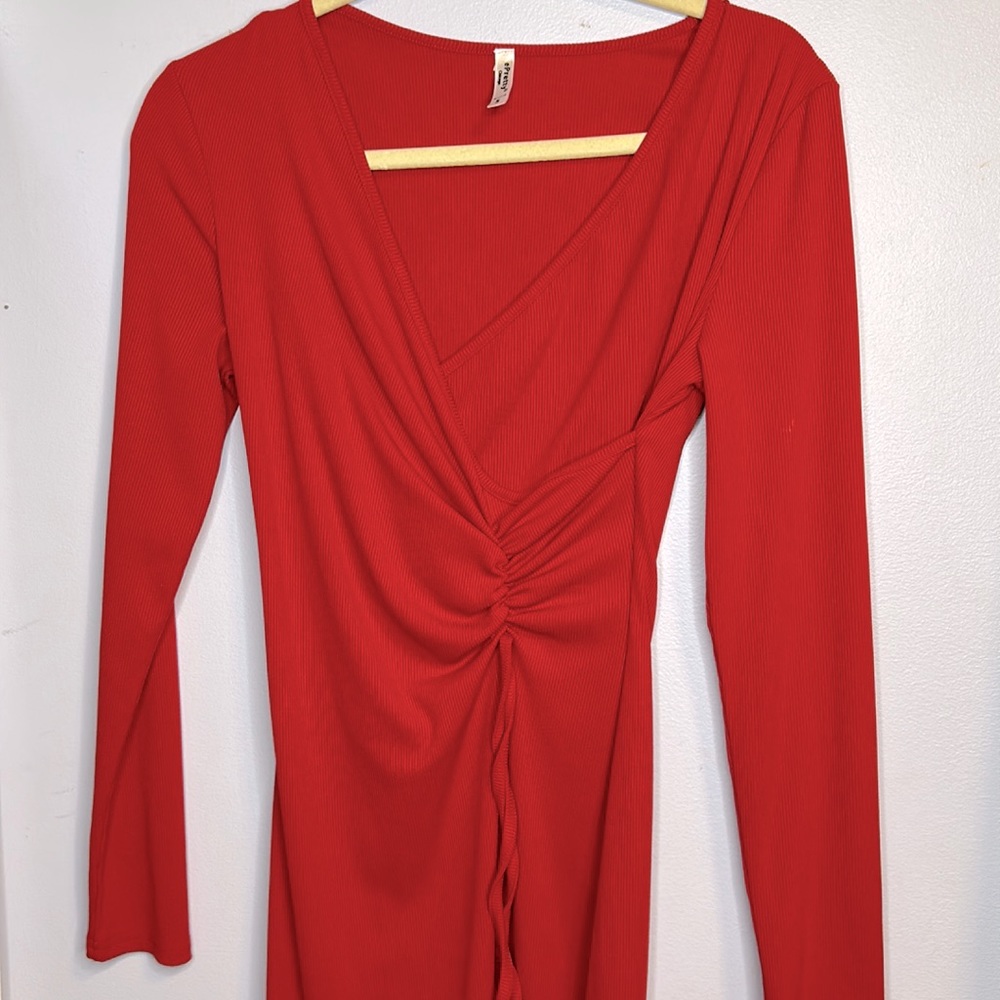 EPretty Red knee length dress.